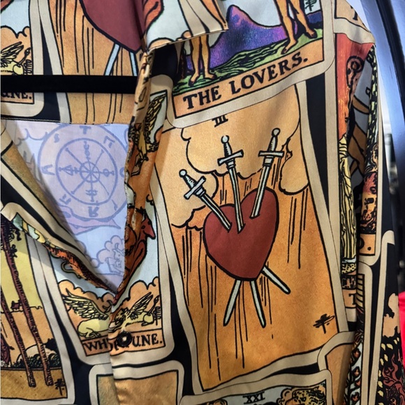 ASOS designs studio rare, tarot card, satin vibes, long line, shirt, button up - Picture 9 of 9